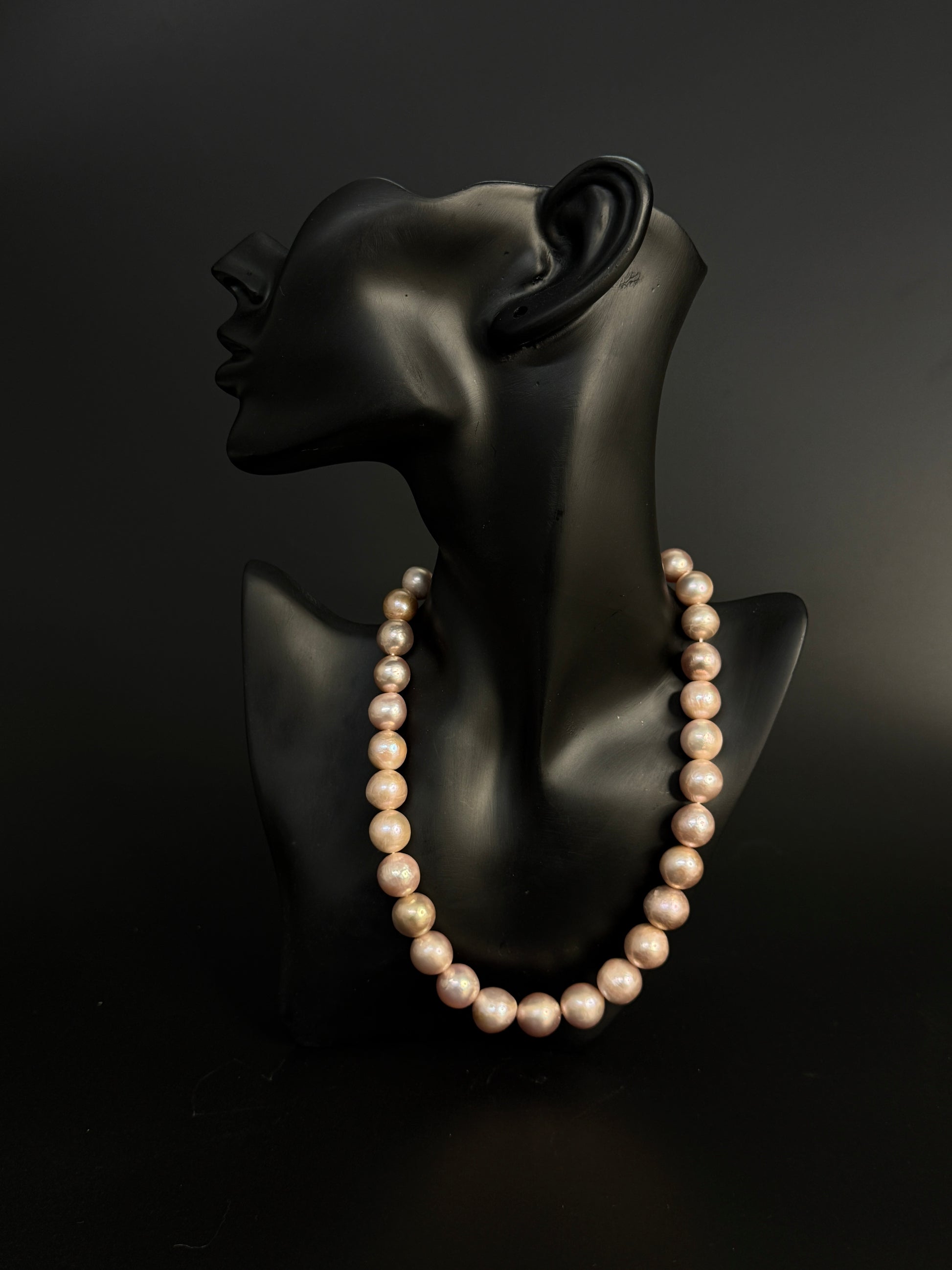 Pink natural pearls