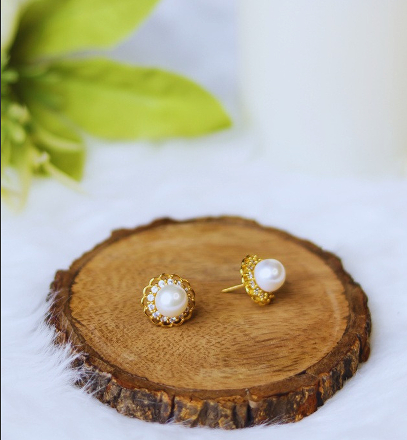 Saadgi Earrings